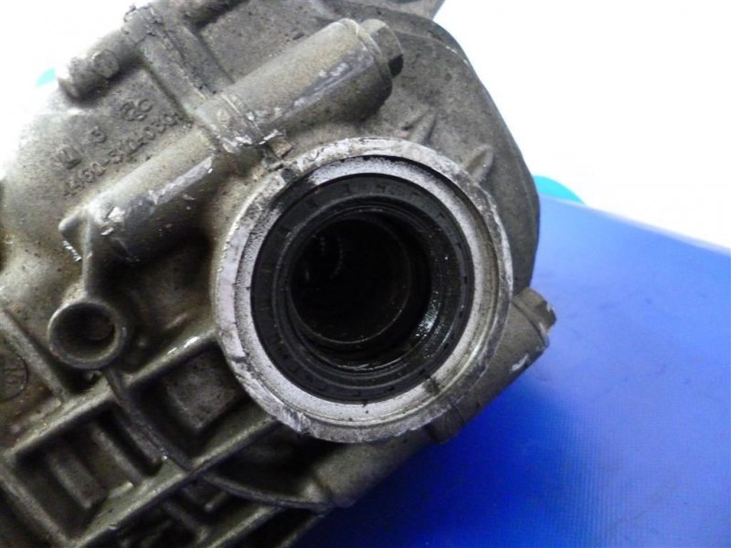 Редуктор передний R-CLASS W251 05-13 2007 Минивэн OM642950 3.2L Редуктор передний R-CLASS W251 05-13 2007 Минивэн OM642950 3.2L