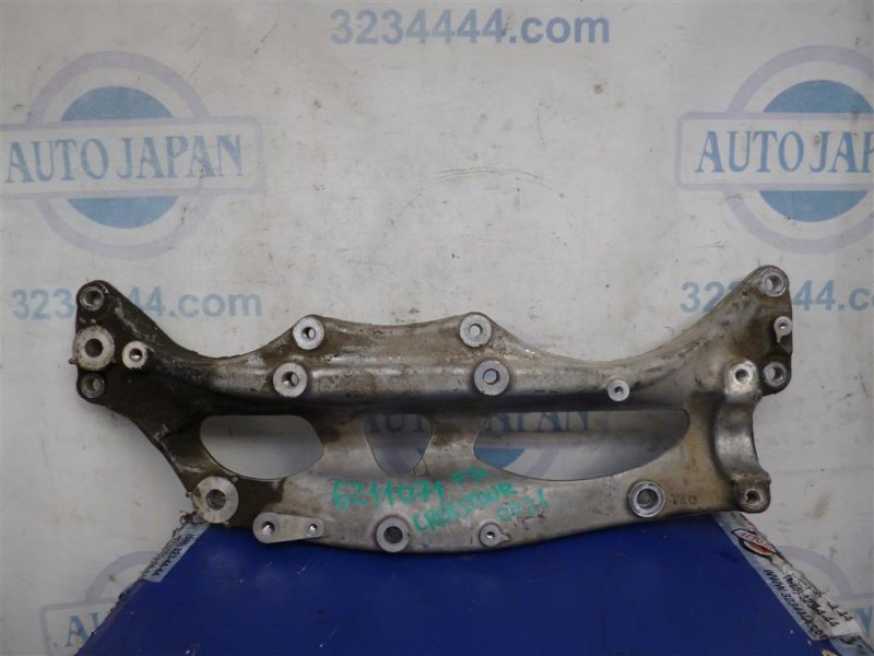 Запчасть крепление балки подвески HONDA CROSSTOUR 09-15 2015 Внедорожник 2.4 50680-TA0-A00 Б/У Крепление балки подвески HONDA CROSSTOUR 09-15 2015 Внедорожник 2.4 50680-TA0-A00 Б/У