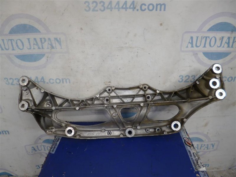 Крепление балки подвески CROSSTOUR 09-15 2015 Внедорожник 2.4 Крепление балки подвески CROSSTOUR 09-15 2015 Внедорожник 2.4