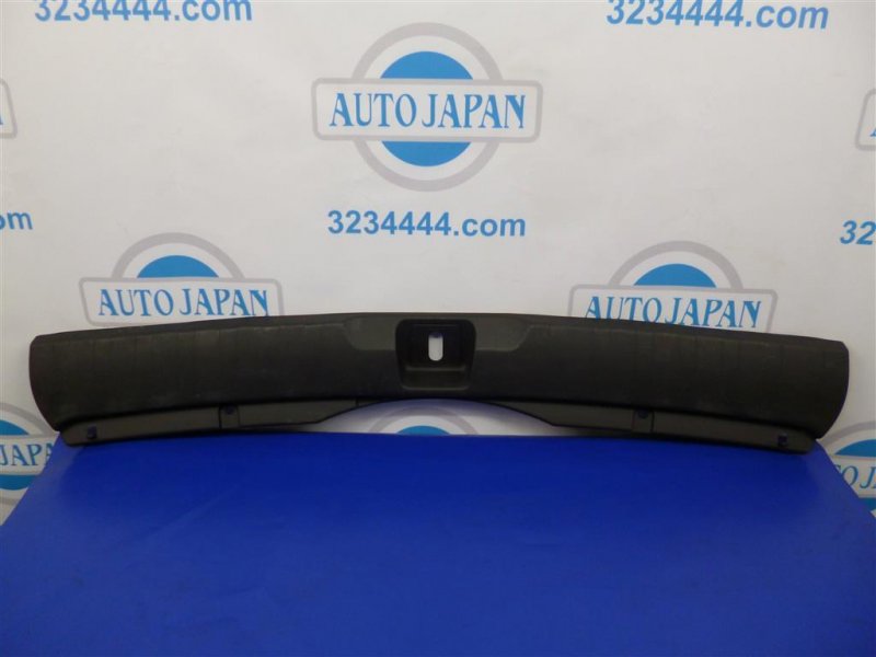 Накладка на порог багажника ACURA RDX 12-19 2017 Внедорожник 3.5 84640-TX4-A03ZB Б/У
