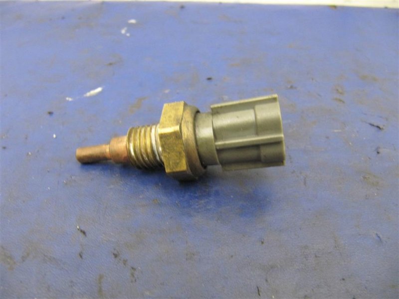 Датчик температуры охлаждающей жидкости SUBARU FORESTER SH 07-12 EJ204 22630AA140 Б/У