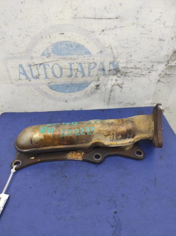 Запчасть коллектор выпускной TOYOTA LAND CRUISER PRADO 120 02-09 5VZ-FE 17141-62110 Б/У Коллектор выпускной TOYOTA LAND CRUISER PRADO 120 02-09 5VZ-FE 17141-62110 Б/У