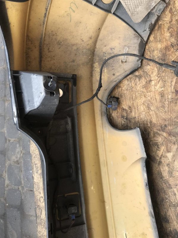 Бампер задний R-CLASS W251 05-13 2007 Минивэн OM642950 3.2L