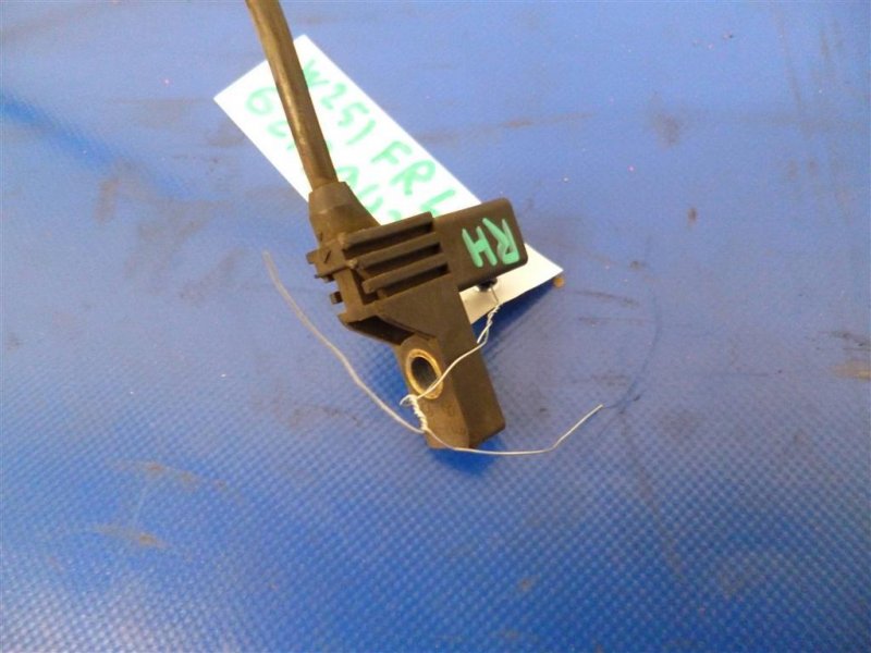 Датчик передний R-CLASS W251 05-13 2007 Минивэн OM642950 3.2L Датчик передний R-CLASS W251 05-13 2007 Минивэн OM642950 3.2L