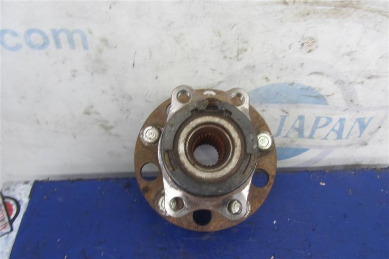 Ступица задняя MITSUBISHI OUTLANDER XL 05-13 Внедорожник 2.4