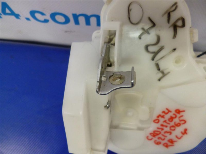 Замок двери задний левый HONDA CROSSTOUR 09-15 Внедорожник 2.4