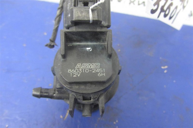 Насос омывателя стекла MAZDA 6 GG 02-07 Насос омывателя стекла MAZDA 6 GG 02-07