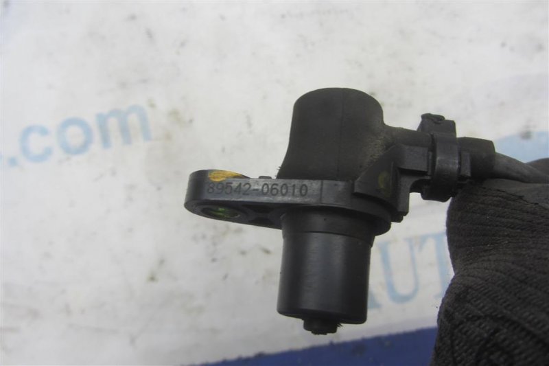 Датчик ABS передний правый TOYOTA CAMRY 30 02-06 MCV30 3.0 1MZFE