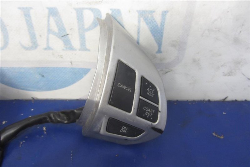 Кнопки на руль MITSUBISHI OUTLANDER XL 05-13