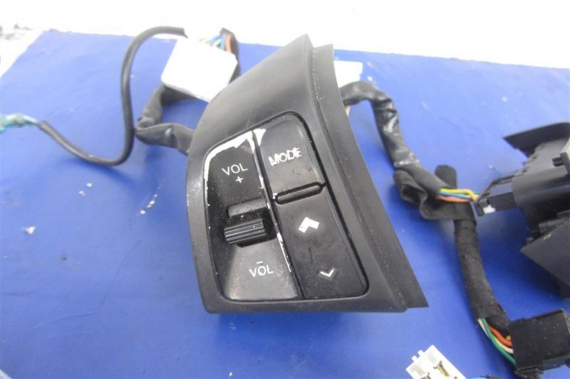Кнопки на руль KIA SORENTO XM 09-14 Кнопки на руль KIA SORENTO XM 09-14