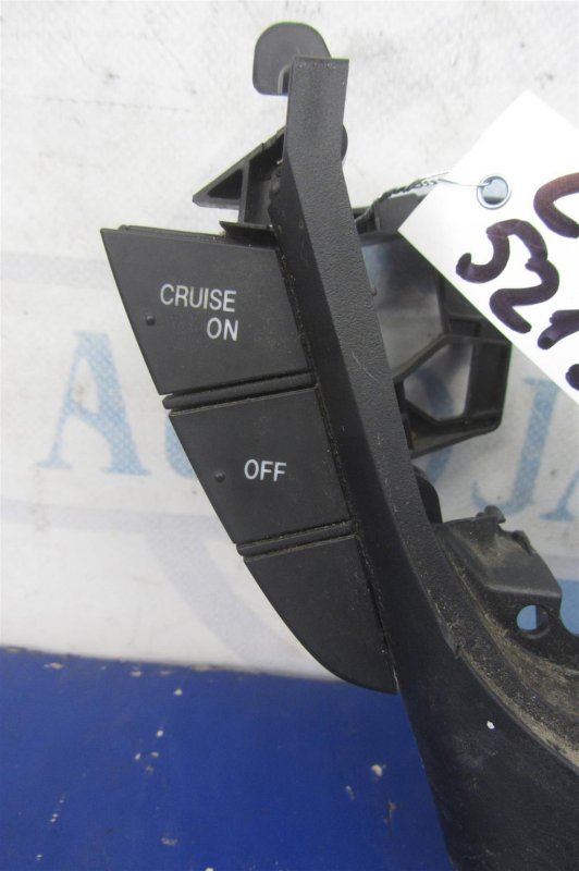 Кнопки на руль CX-7 06-12 Кнопки на руль CX-7 06-12