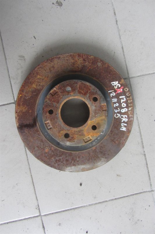 Тормозной диск передний MITSUBISHI ASX / OUTLANDER SPORT 10-21 2011 Внедорожник 2.0 4615A117 Б/У