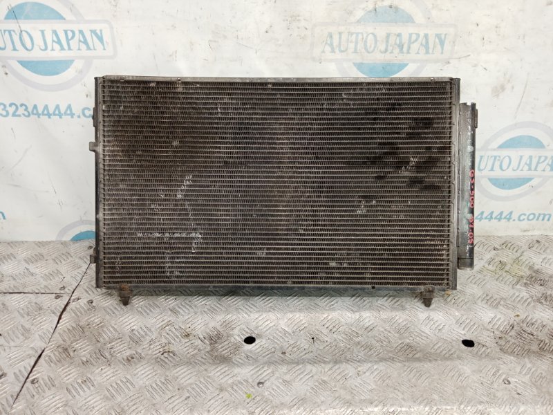 Радиатор кондиционера LEXUS GS300 97-05 88460-30790 Б/У