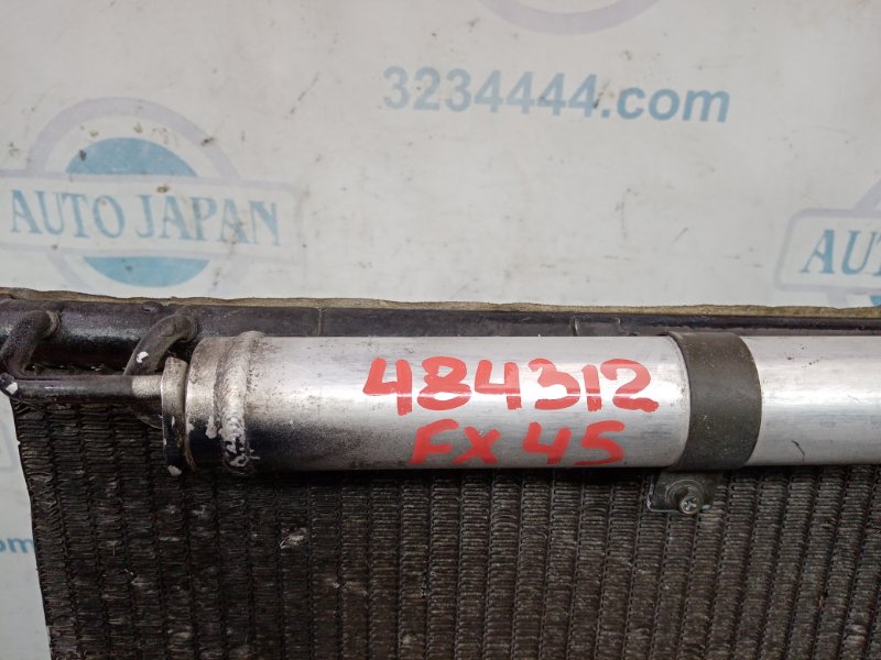 Радиатор кондиционера FX S50 03-08