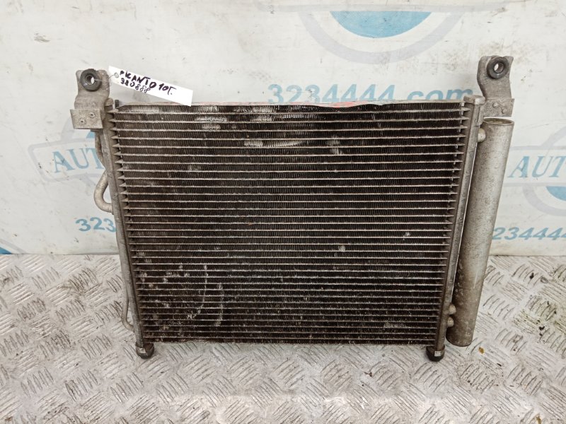 Радиатор кондиционера KIA PICANTO SA 04-10 97606-07000 Б/У