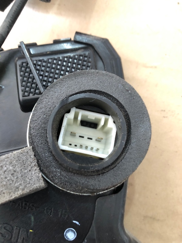 Замок двери передний правый GX470 02-09 2004 Внедорожник 4.7