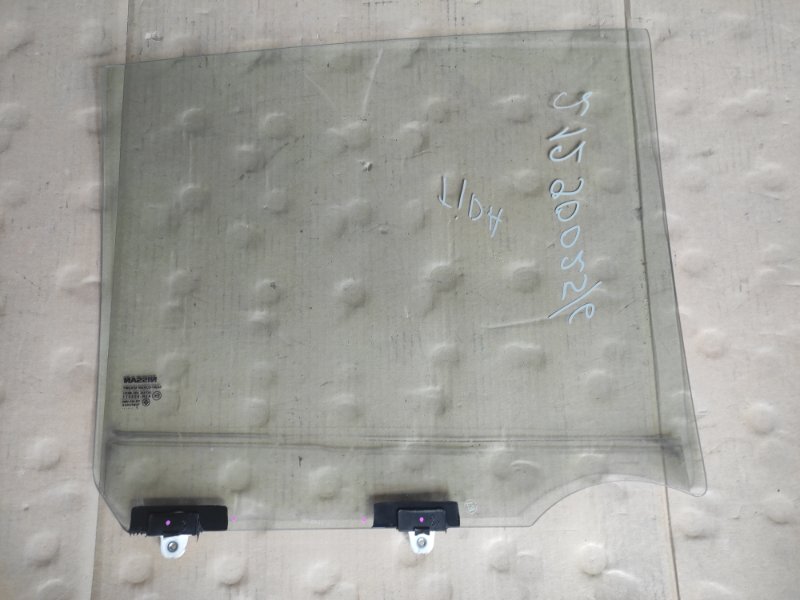 Стекло двери заднее левое NISSAN TIIDA/VERSA C11 04-11