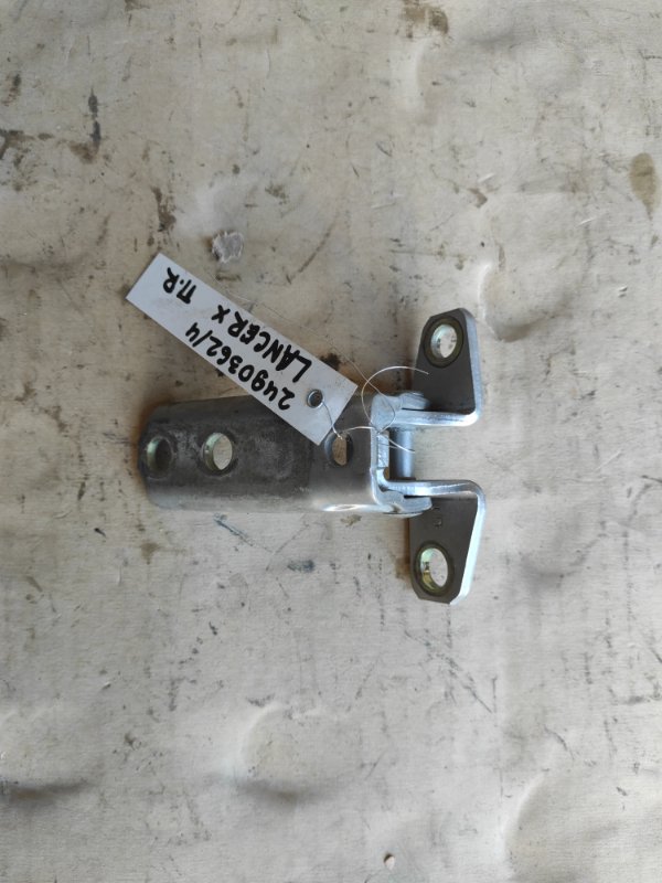 Петля двери верхняя передняя правая MITSUBISHI LANCER X 10 07-15 5702A005 Б/У