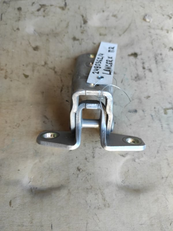 Петля двери верхняя передняя правая LANCER X 10 07-15