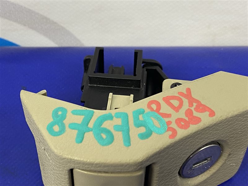 Замок бардачка RDX 12-19 2013 Внедорожник 3.5