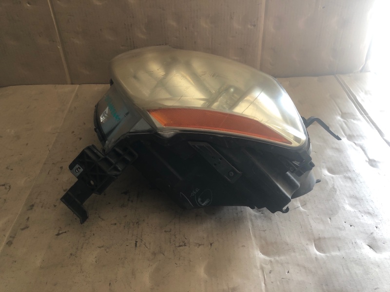 Фара передняя левая M35/M45 04-10