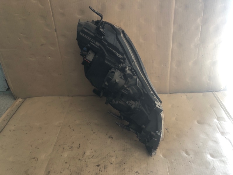 Фара передняя левая M35/M45 04-10