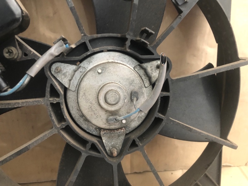 Диффузор вентилятора основного радиатора M35/M45 04-10 Диффузор вентилятора основного радиатора M35/M45 04-10