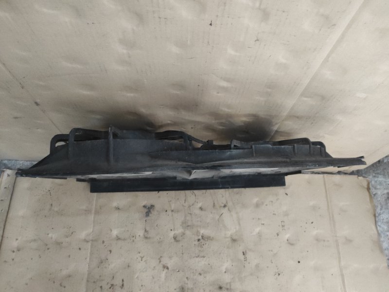 Диффузор вентилятора основного радиатора AVENSIS 03-08