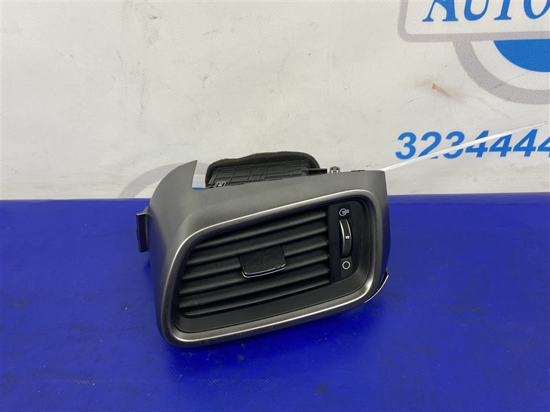 Дефлектор воздушный передний левый KIA SORENTO UM 14- 97480-C5000CK5 Б/У