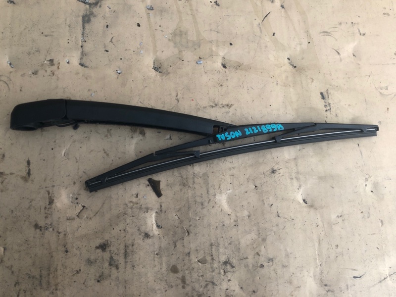 Запчасть поводок стеклоочистителя задний HYUNDAI TUCSON TL 15-20 98815-2J000 Б/У Поводок стеклоочистителя задний HYUNDAI TUCSON TL 15-20 98815-2J000 Б/У