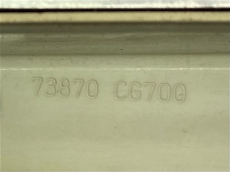 Заглушка рейлинга задняя правая INFINITI FX S50 03-08 Внедорожник 3.5