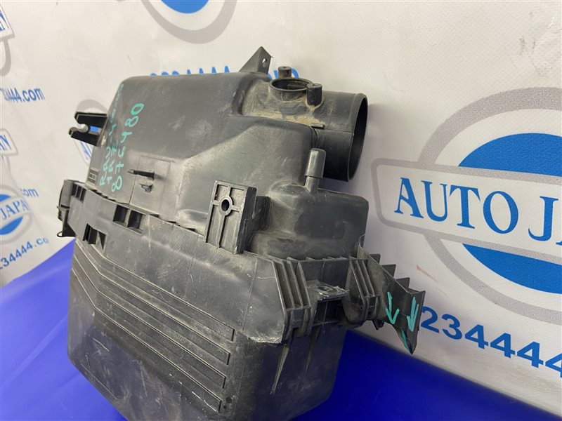 Корпус воздушного фильтра RAV4 00-05 2.0 1AZ