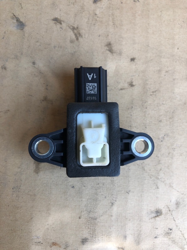 Датчик удара HYUNDAI TUCSON TL 15-20