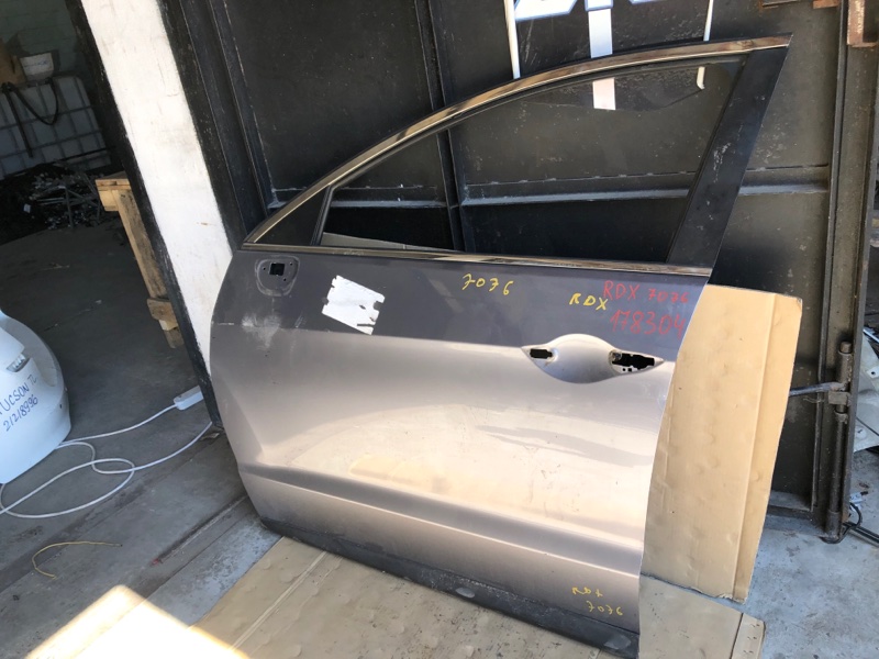 Дверь передняя левая ACURA RDX 12-19 Внедорожник 3.5