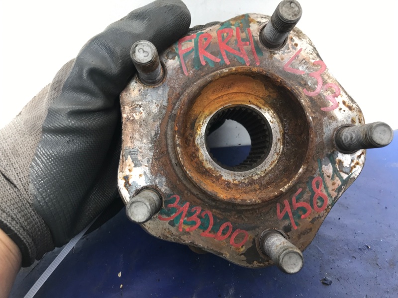 Ступица передняя левая ALTIMA L33 12-18 L33