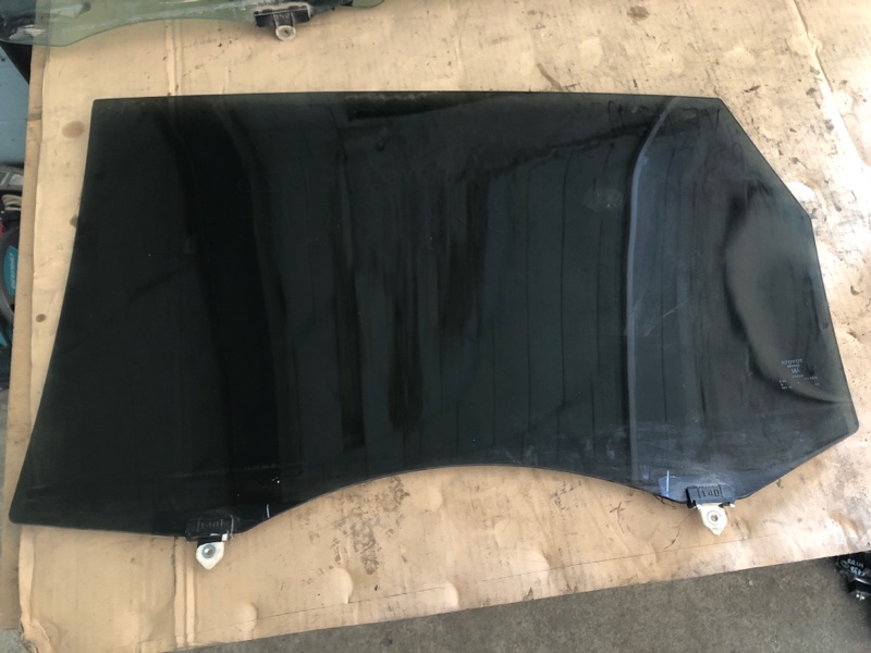 Стекло двери заднее правое TOYOTA VENZA 09-16 Внедорожник 1ARFE Стекло двери заднее правое TOYOTA VENZA 09-16 Внедорожник 1ARFE