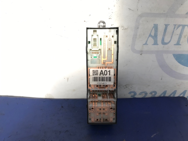 Блок управления стеклоподъемниками передний левый SUBARU OUTBACK 09-14 BR Внедорожник 3.6 EZ36