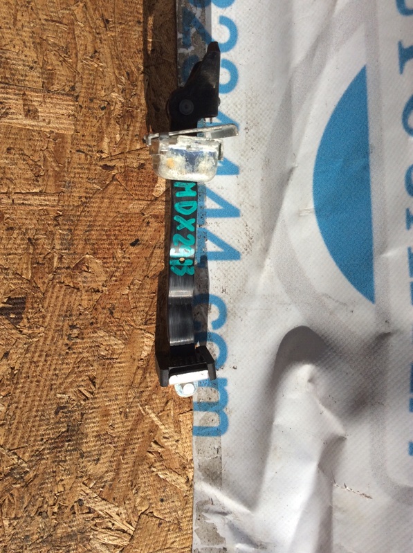 Ограничитель двери задний левый MDX (YD3) 13-21 2013 Внедорожник 3.5 Ограничитель двери задний левый MDX (YD3) 13-21 2013 Внедорожник 3.5