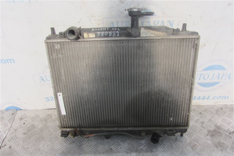 Радиатор основной HYUNDAI ACCENT MC 06-10 25310-1E351 Б/У