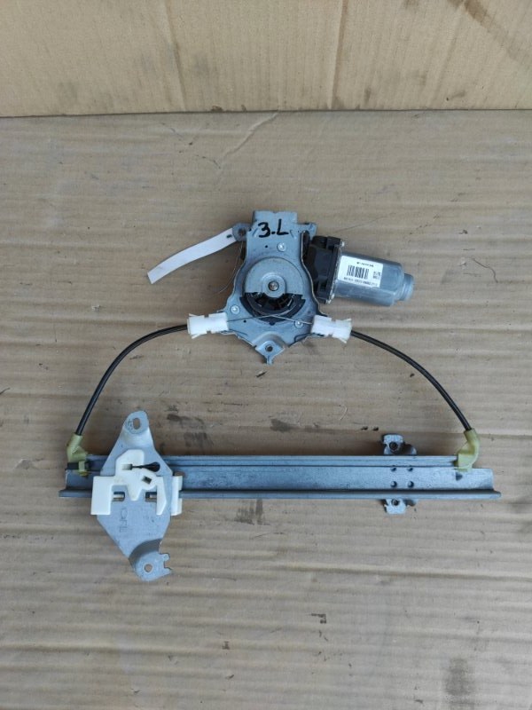 Стеклоподъемник задний левый NISSAN QASHQAI 07-14 Стеклоподъемник задний левый NISSAN QASHQAI 07-14