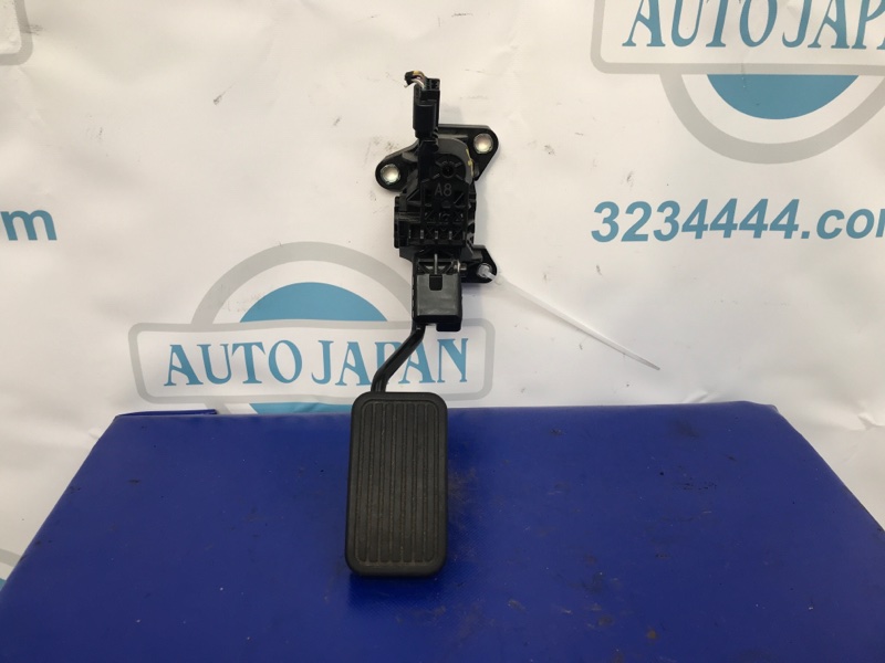 Запчасть педаль газа ACURA RDX 12-19 2012 Внедорожник 3.5 17800-T0A-A81 Б/У Педаль газа ACURA RDX 12-19 2012 Внедорожник 3.5 17800-T0A-A81 Б/У
