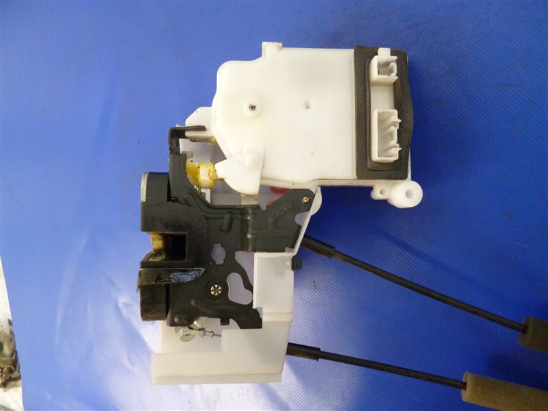 Замок двери передний правый CX-9 06-16 2007 Внедорожник 3.5