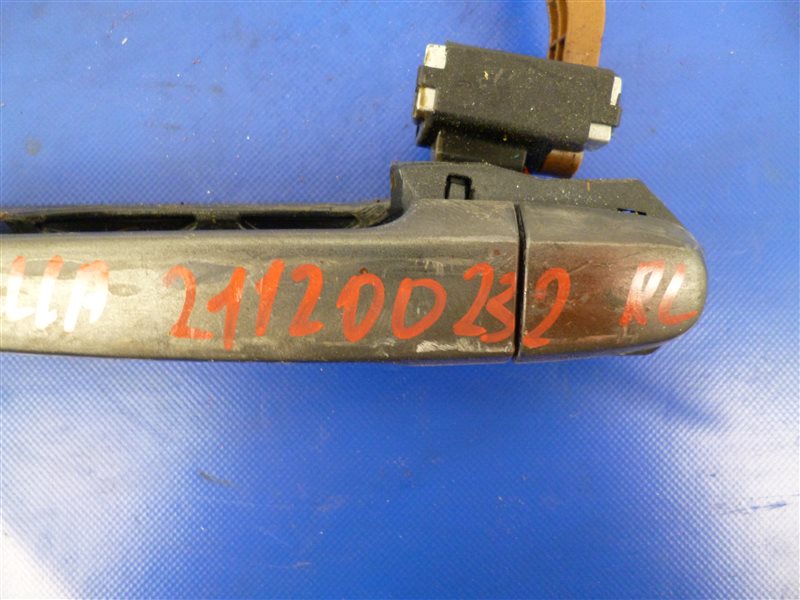 Ручка двери наружная задняя левая COROLLA 150 06-13