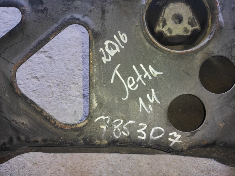 Балка передней подвески JETTA USA 10-17