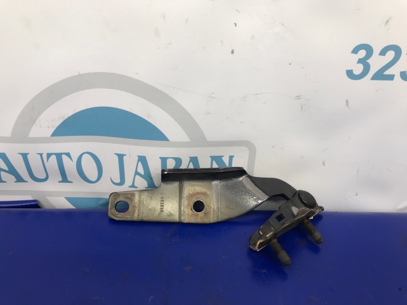 Петля крышки багажника задняя правая ACURA RDX 12-19 2012 Внедорожник 3.5 68210-TX4-A00ZZ Б/У