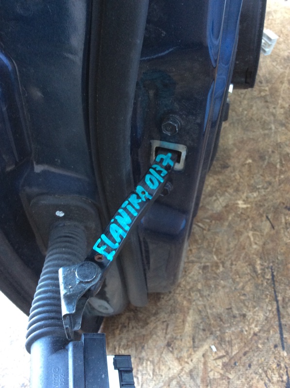 Ограничитель двери передний правый HYUNDAI ELANTRA MD 10-15 2015 Седан 1.8 79390-3X001 Б/У