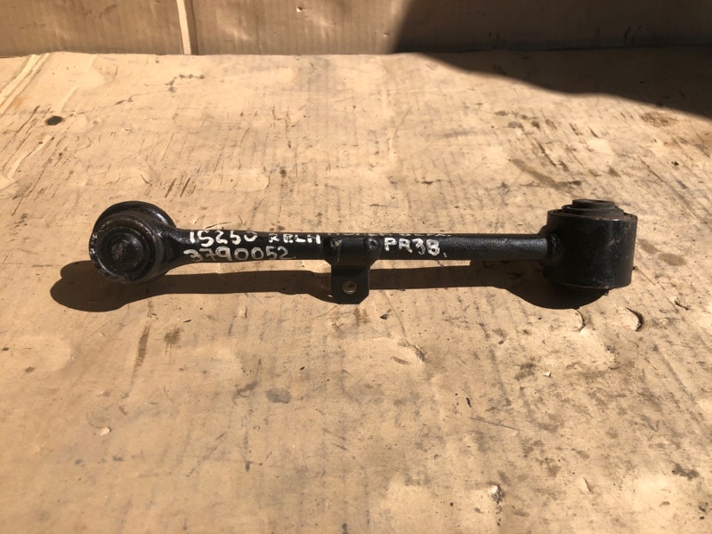 Рычаг задней подвески поперечный нижний задний левый LEXUS IS250/350 05-13 48706-53020 Б/У