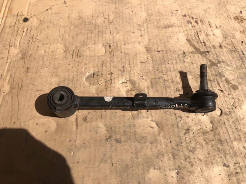 Рычаг задней подвески поперечный нижний задний левый LEXUS IS250/350 05-13