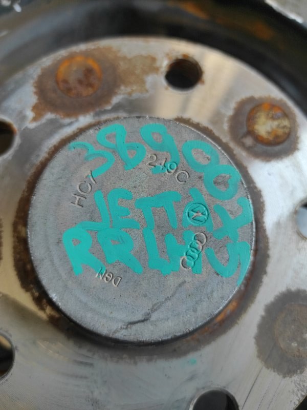 Ступица задняя левая JETTA USA 10-17 2014 162 2.0 CBPA