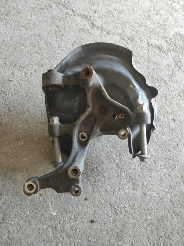 Ступица задняя левая VOLKSWAGEN JETTA USA 10-17 162 2.0 CBPA